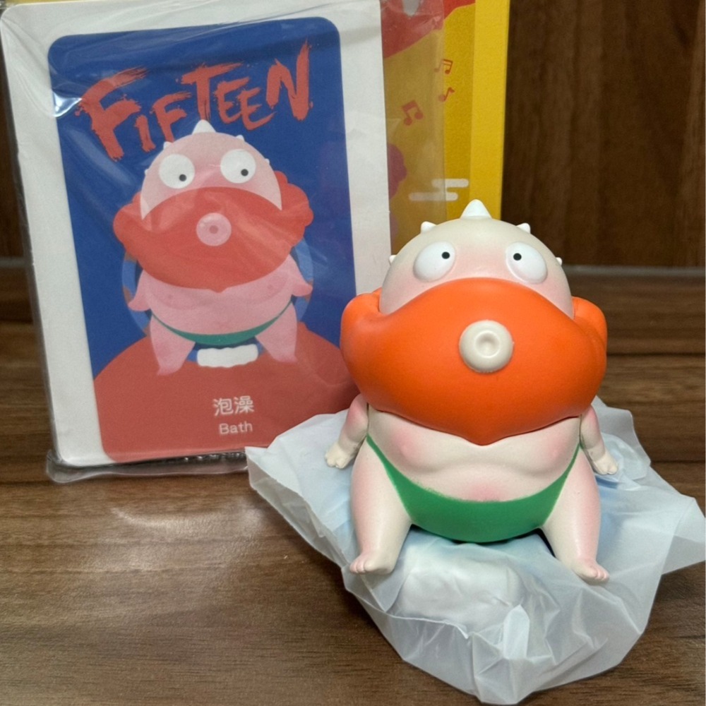 UGLYTOYS FIFTEEN 十五盲盒-度假系列-確認款 隱藏款 自拍干 大叔 盲盒 盒玩-規格圖2