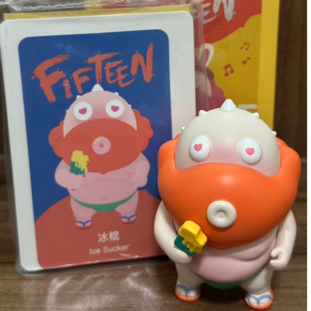 UGLYTOYS FIFTEEN 十五盲盒-度假系列-確認款 隱藏款 自拍干 大叔 盲盒 盒玩-規格圖2