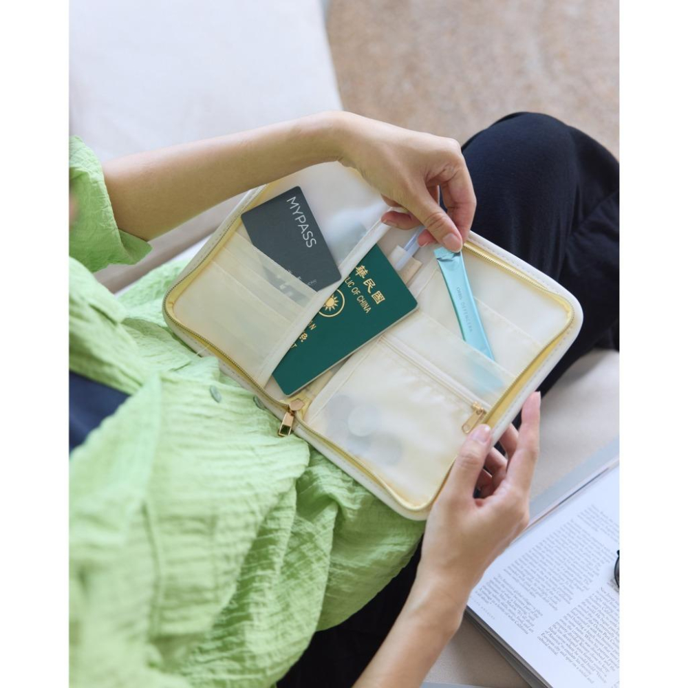 【🌟做一休三🌟】ORBIS 多功能護照夾 旅遊必備小物-細節圖2