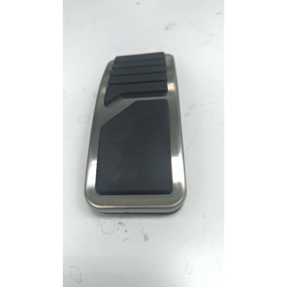 員購價 zinger 免鑽孔 金屬 煞車 油門 踏板 金屬材質 安裝簡易 美觀實用 三菱 免打孔 提升腳踏感-細節圖4