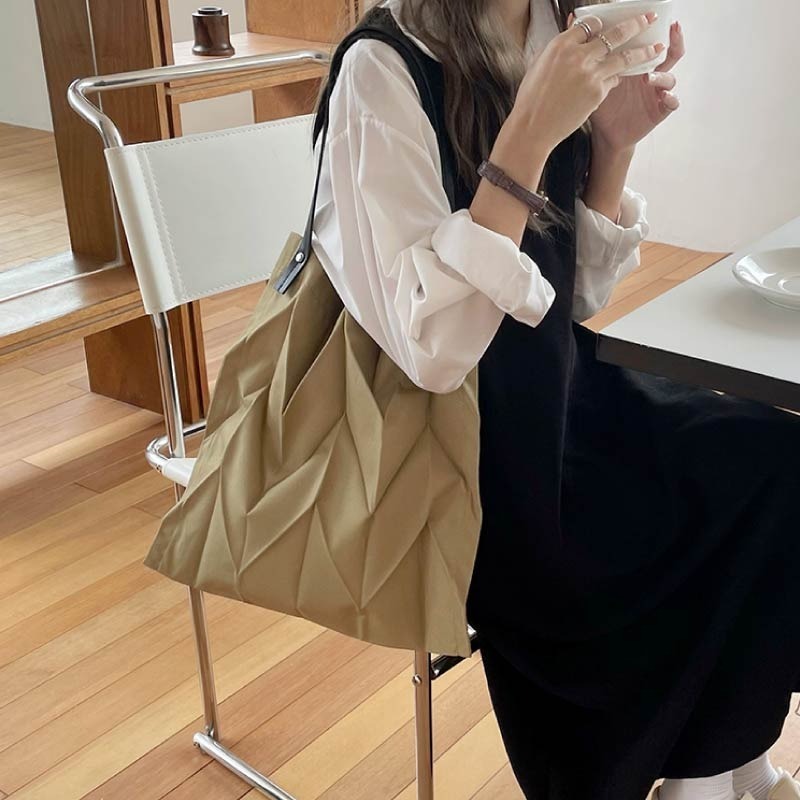 褶皺菱格帆布包 菱格摺疊帆布包 單肩帆布包 購物袋 折疊手提袋 菱格手提購物袋 幾何女包 手提袋 帆布包 摺疊包-細節圖11