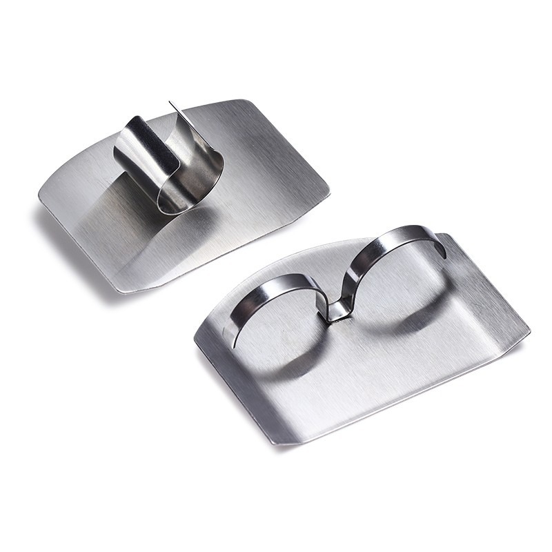 切菜護指器 不鏽鋼護指器 不鏽鋼切菜護手神器 免切手盾牌保護器 手指盾牌護指器 防切器 防切手 護手器 切菜護器 防切傷-細節圖2