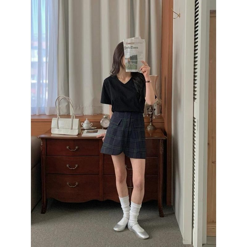 Ðöðöħö 正韓製 兩色 復古學院口袋短裙 日常必備 百搭單品-細節圖4
