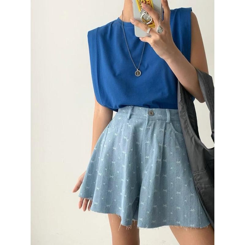 Ðöðöħö正韓製 兩色 愛心蝴蝶結後鬆緊牛仔短褲 修身設計 百搭單品-細節圖4