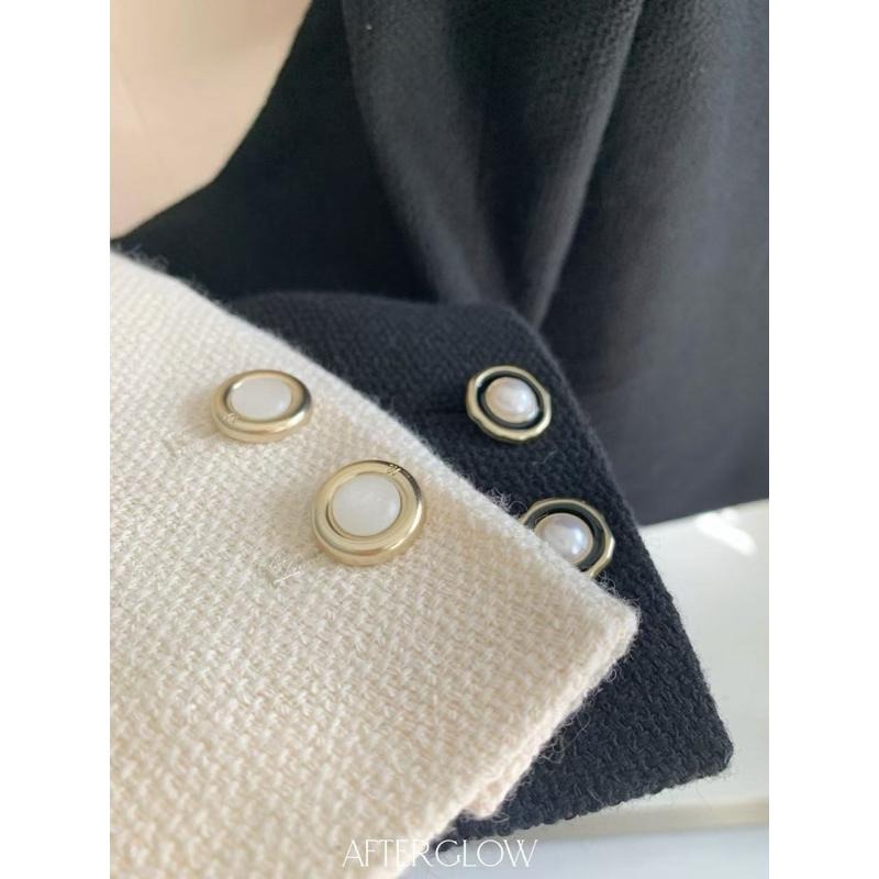 Ðöðöħö 正韓製 兩色 羊毛簡約金屬珍珠風鈕扣短版外套 職場穿搭-細節圖4