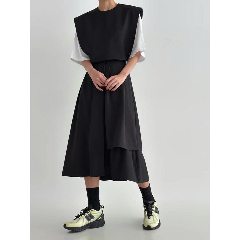 Ðöðöħö正韓製 兩色 層次不對稱後鬆緊帶裙 職場穿搭 百搭單品-細節圖7