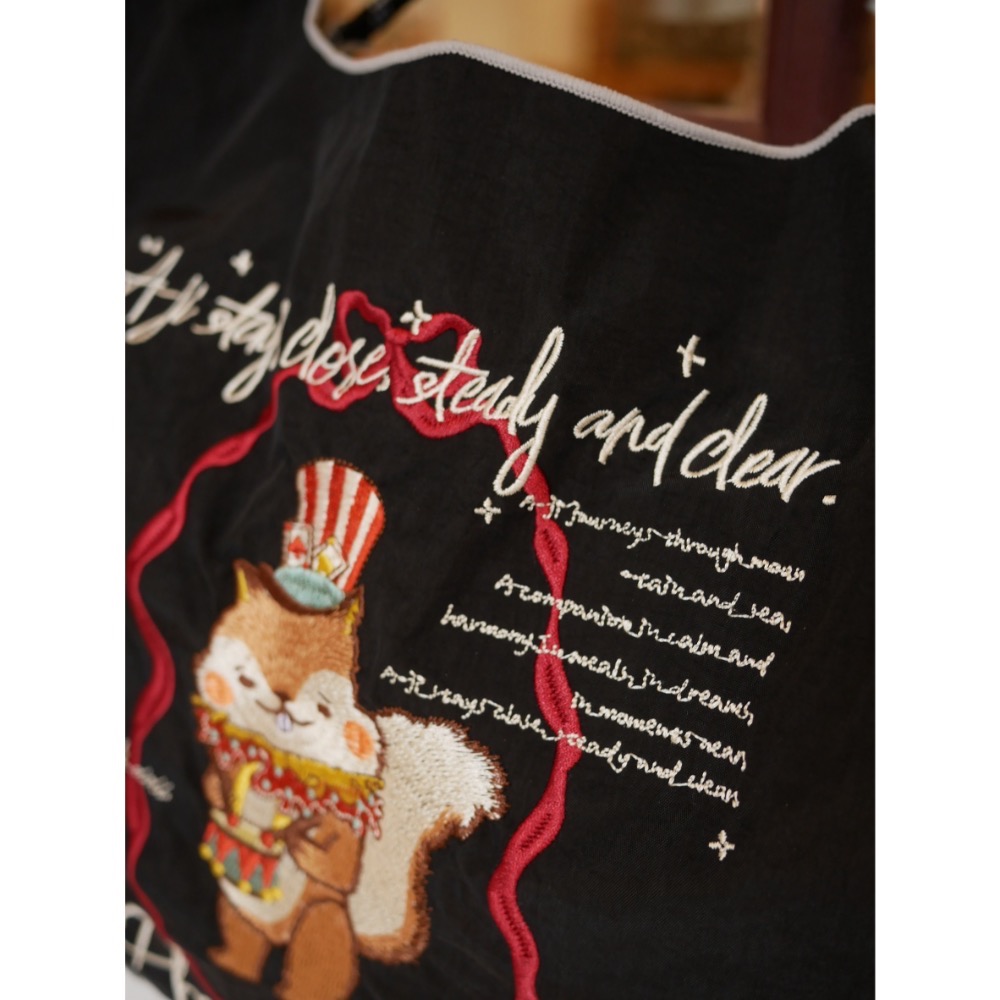 菲比VIP專屬-阿吉馬戲團萬針刺繡購物袋-細節圖5