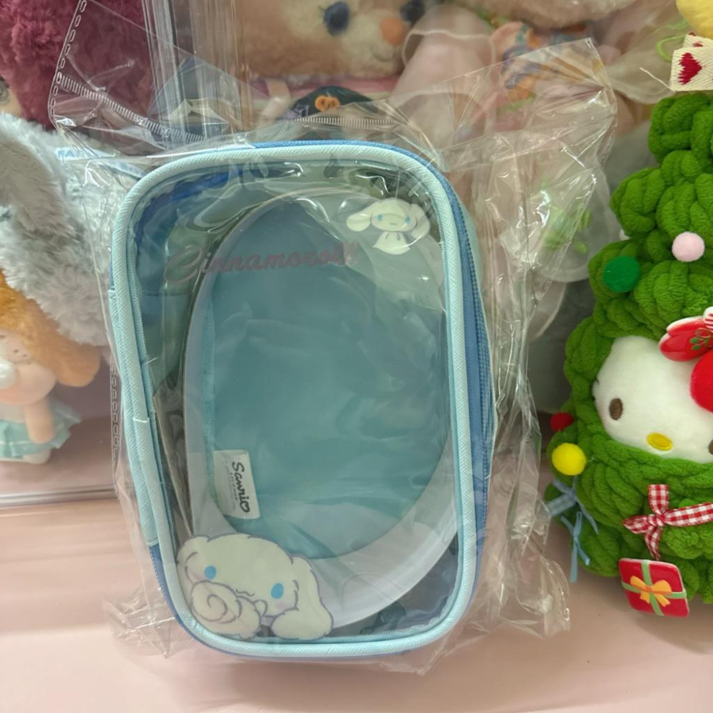 台灣現貨正版授權三麗鷗 Kitty 美樂蒂 人魚漢頓 酷企鵝 大耳狗 娃包 萬用包 痛包化妝包@收納包 防水包 透明卡包-細節圖6