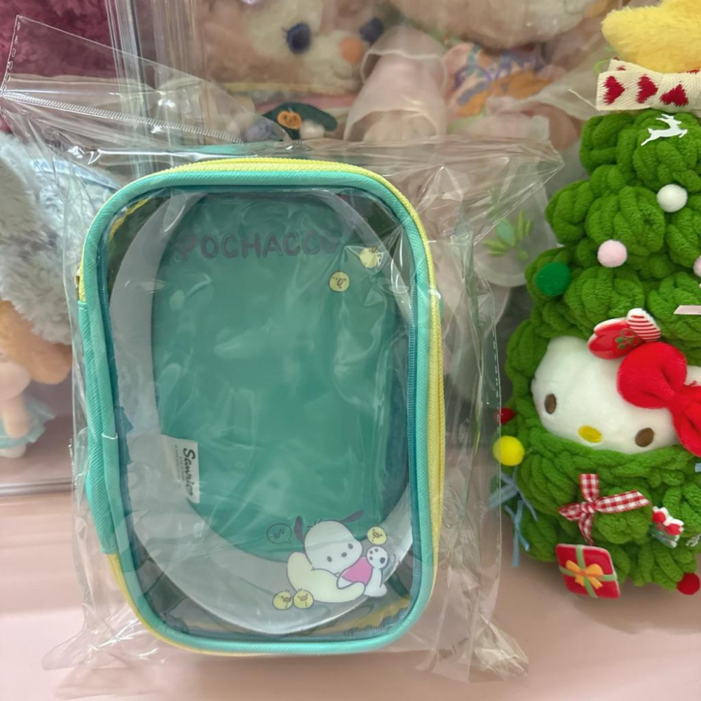 台灣現貨正版授權三麗鷗 Kitty 美樂蒂 人魚漢頓 酷企鵝 大耳狗 娃包 萬用包 痛包化妝包@收納包 防水包 透明卡包-細節圖9