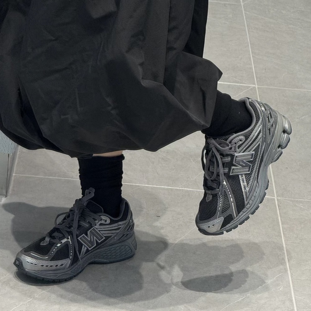 全新正版 New Balance NB 1906R  復古  黑武士 男女同款 休閒跑步鞋 復古風 百搭 M1906RE-細節圖5