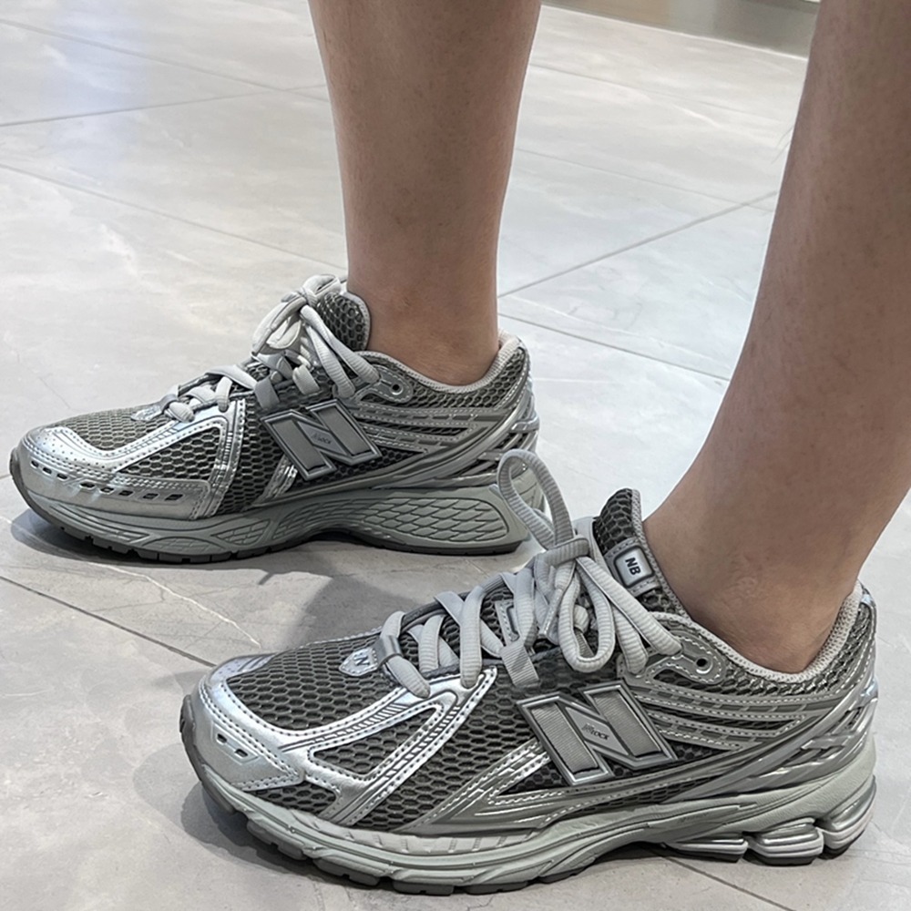 全新正版 New Balance 1906R Y2K 金屬灰銀 液態銀  休閒鞋 男女通用 IU同款 M1906REH-規格圖9