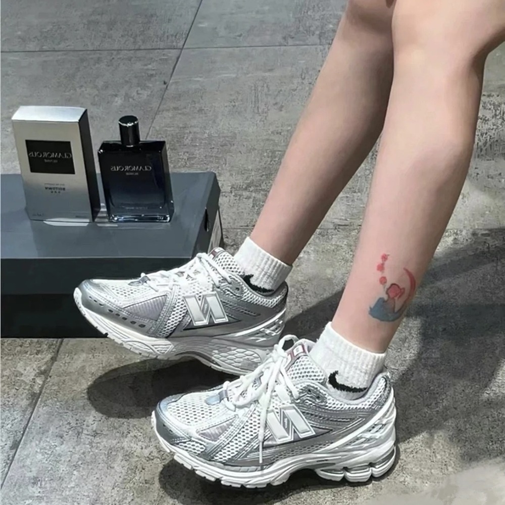 全新正版 New Balance NB 1906R 千禧風 復古  白銀 男女款 慢跑鞋 泫雅同款 M1906RCB-細節圖9