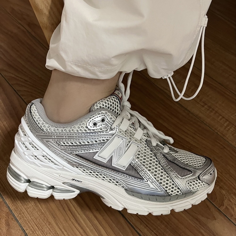 全新正版 New Balance NB 1906R 千禧風 復古  白銀 男女款 慢跑鞋 泫雅同款 M1906RCB-規格圖9
