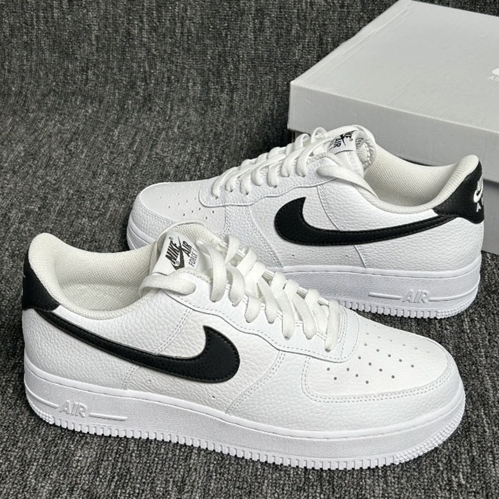 正版 Nike  AIR FORCE 1 板鞋 男女同款 運動休閒鞋 黑白 AF1 經典復古風 CT2302-100空軍-細節圖5