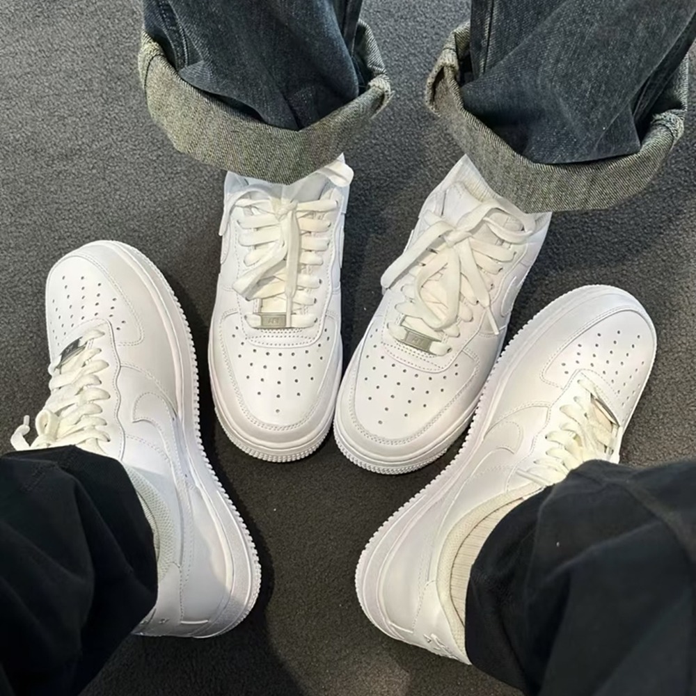 正版 Nike  AIR FORCE 1 07 板鞋 男女同款 運動休閒鞋 純白 AF1 經典 CW2288-111空軍-細節圖5