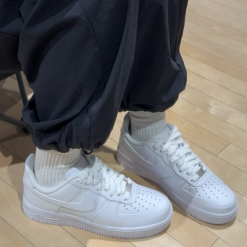 正版 Nike  AIR FORCE 1 07 板鞋 男女同款 運動休閒鞋 純白 AF1 經典 CW2288-111空軍-細節圖6