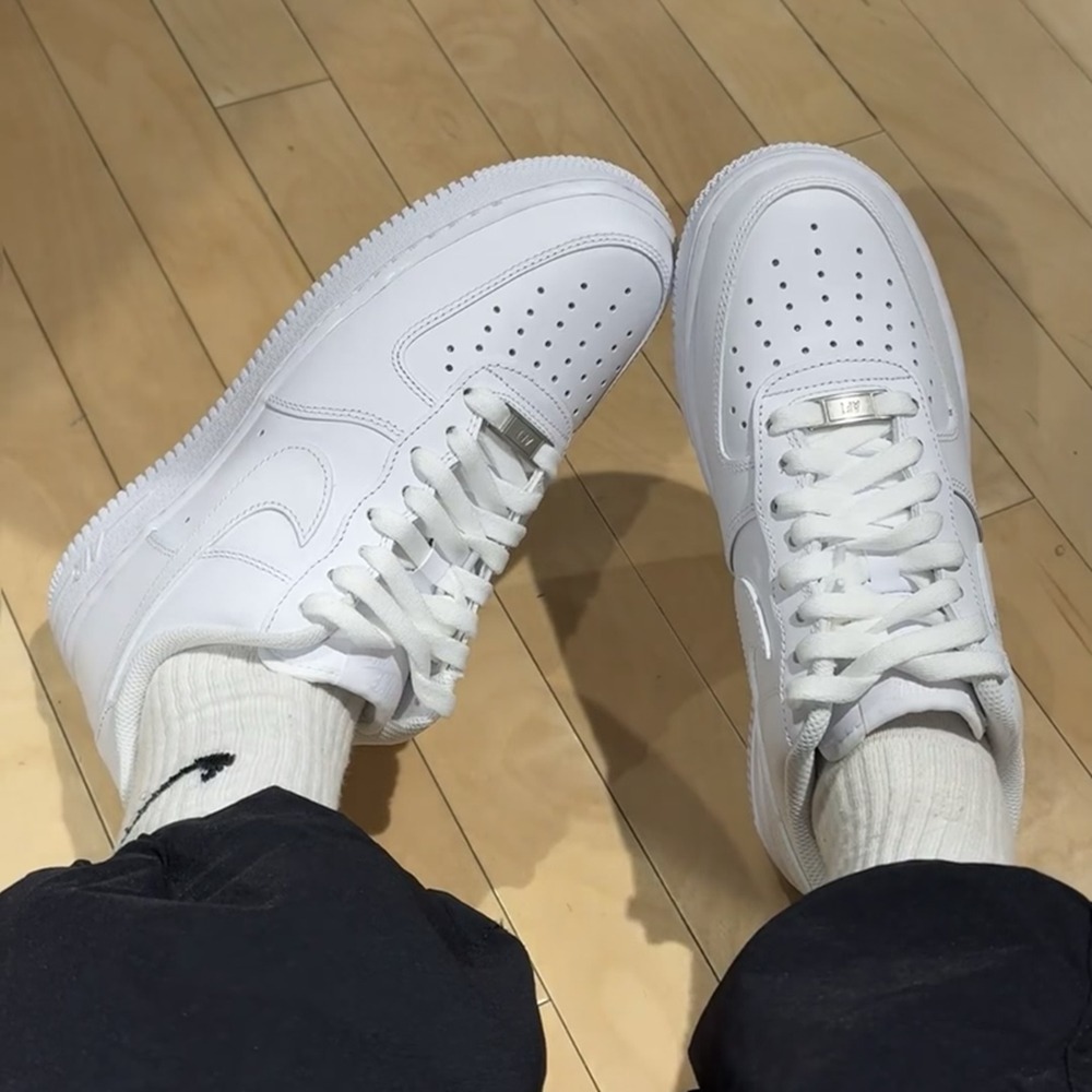 正版 Nike  AIR FORCE 1 07 板鞋 男女同款 運動休閒鞋 純白 AF1 經典 CW2288-111空軍-細節圖9