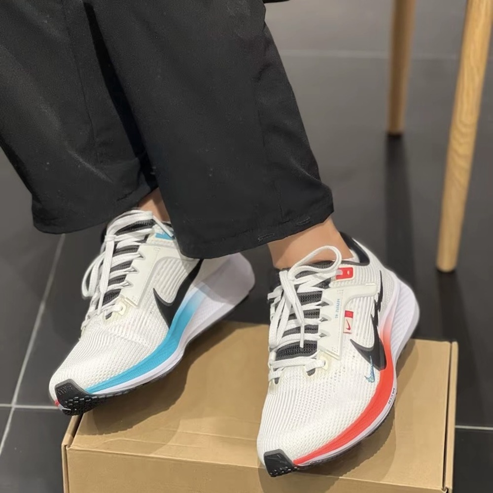正版 Nike Air Zoom Pegasus 40 龍年限定 小飛馬 馬拉松 競速跑鞋男女通用 FZ5055-101-細節圖4