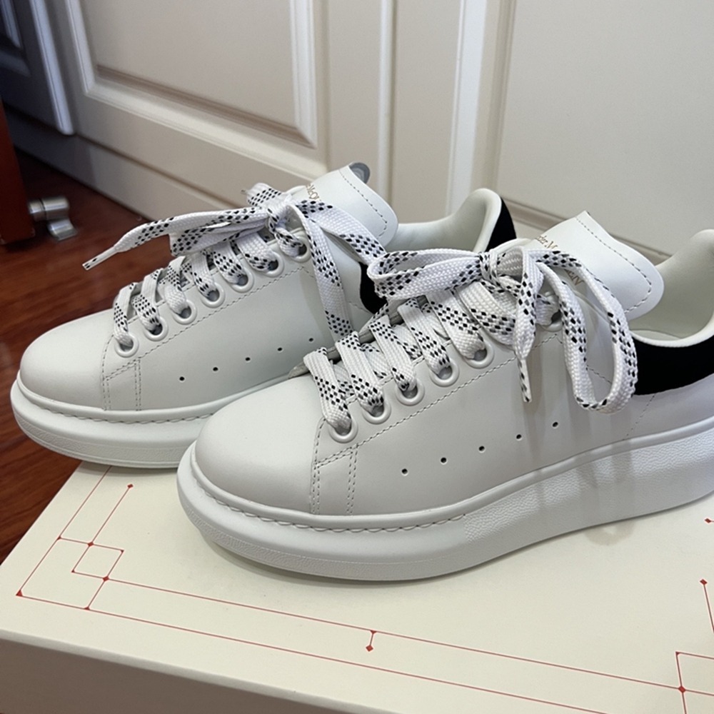 正版 Alexander McQUEEN mcq 小白鞋 增高鞋 黑絨尾 厚底鞋 休閒  麥昆 板鞋  百搭553770-細節圖8