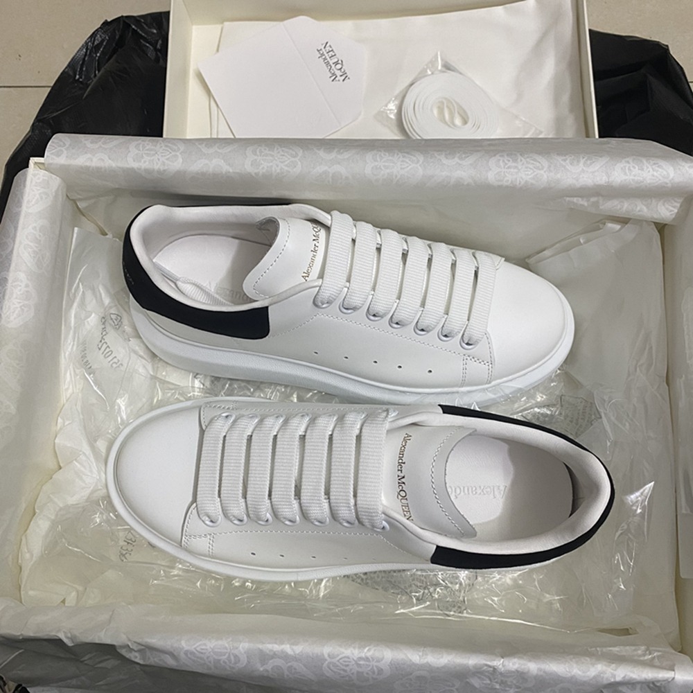 正版 Alexander McQUEEN mcq 小白鞋 增高鞋 黑絨尾 厚底鞋 休閒  麥昆 板鞋  百搭553770-細節圖10