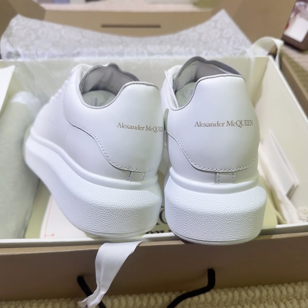 正版 Alexander McQUEEN mcq 小白鞋 增高鞋 白皮尾 厚底鞋 休閒  麥昆 板鞋  百搭 麥坤 百搭-細節圖8