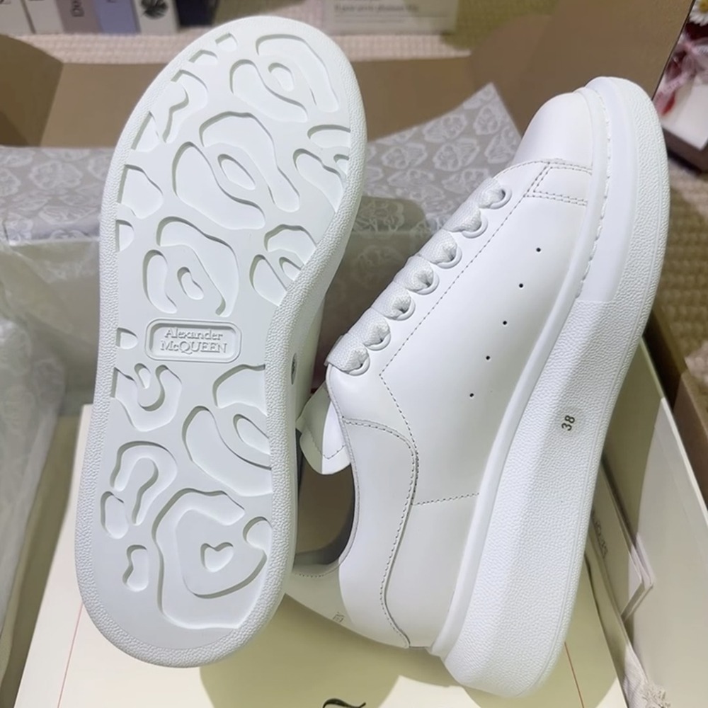 正版 Alexander McQUEEN mcq 小白鞋 增高鞋 白皮尾 厚底鞋 休閒  麥昆 板鞋  百搭 麥坤 百搭-細節圖9