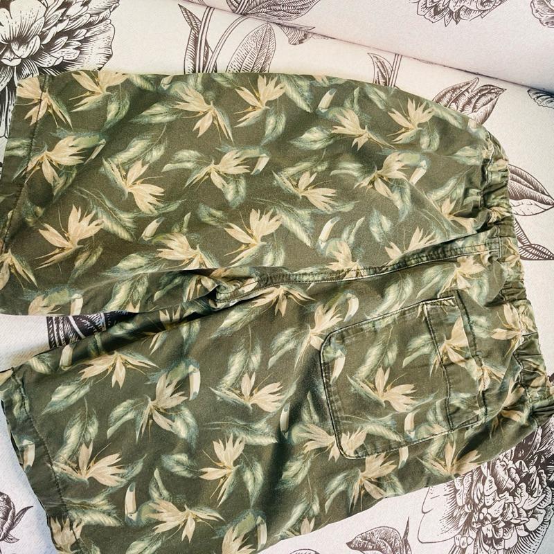 Uniqlo 男童休閒 短褲 150公分-細節圖4