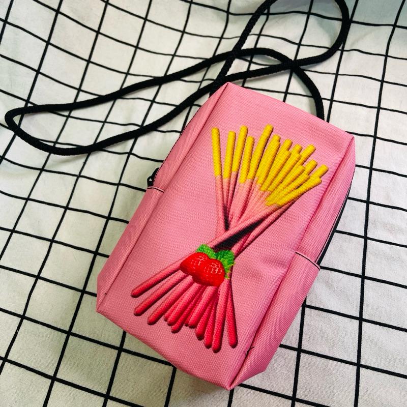 🍓草莓點心棒 手機包 女斜背 迷你小包包-細節圖2