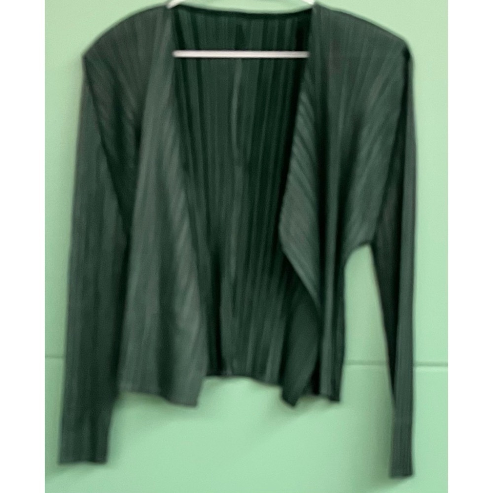 ［我愛皺摺名店］春秋著 KK直條紋皺摺 墨綠色 深紅色 淺灰色 開衫無釦外套-細節圖7