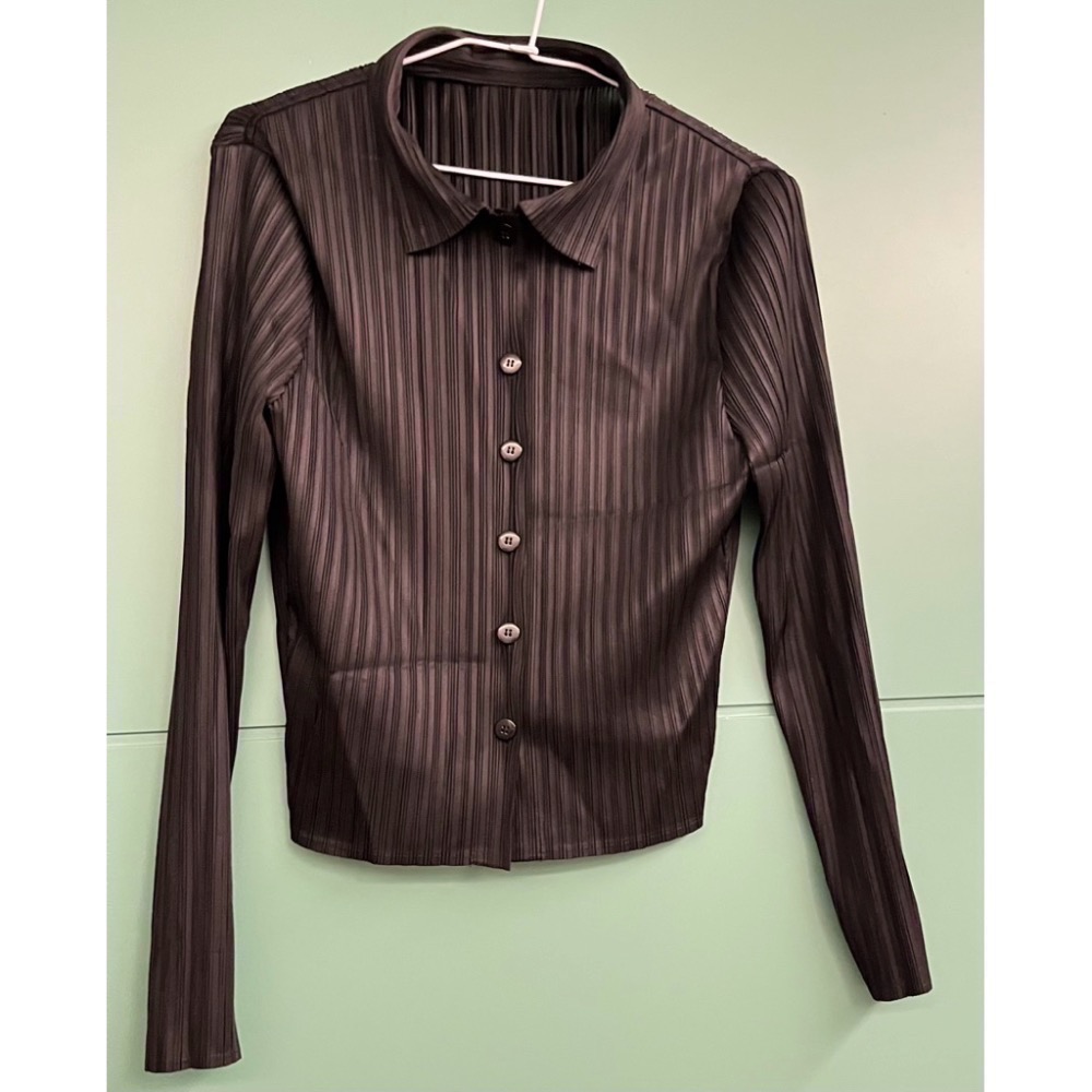 ［我愛皺摺名店］春秋著 KK直條紋皺摺 黑色 淺燕麥色 襯衫-細節圖5