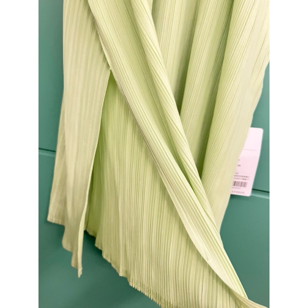 ［我愛皺摺名店］春夏著 KK直條紋皺摺 蘋果綠色 背心洋裝-細節圖4