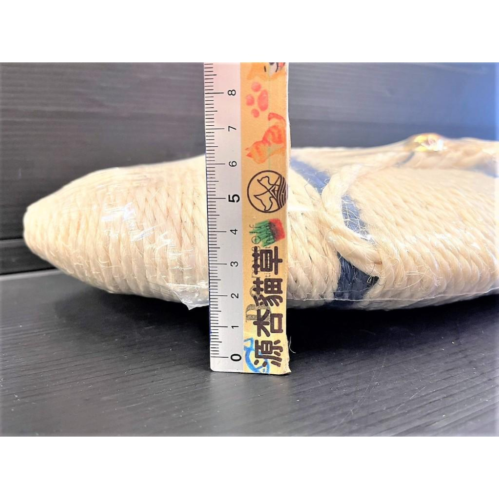 🍀小福袋🍀魚型 貓抓板(本板為加大型 長約40公分/個) (可掛、繩可平放) 抓板 磨甲板 麻繩-細節圖3