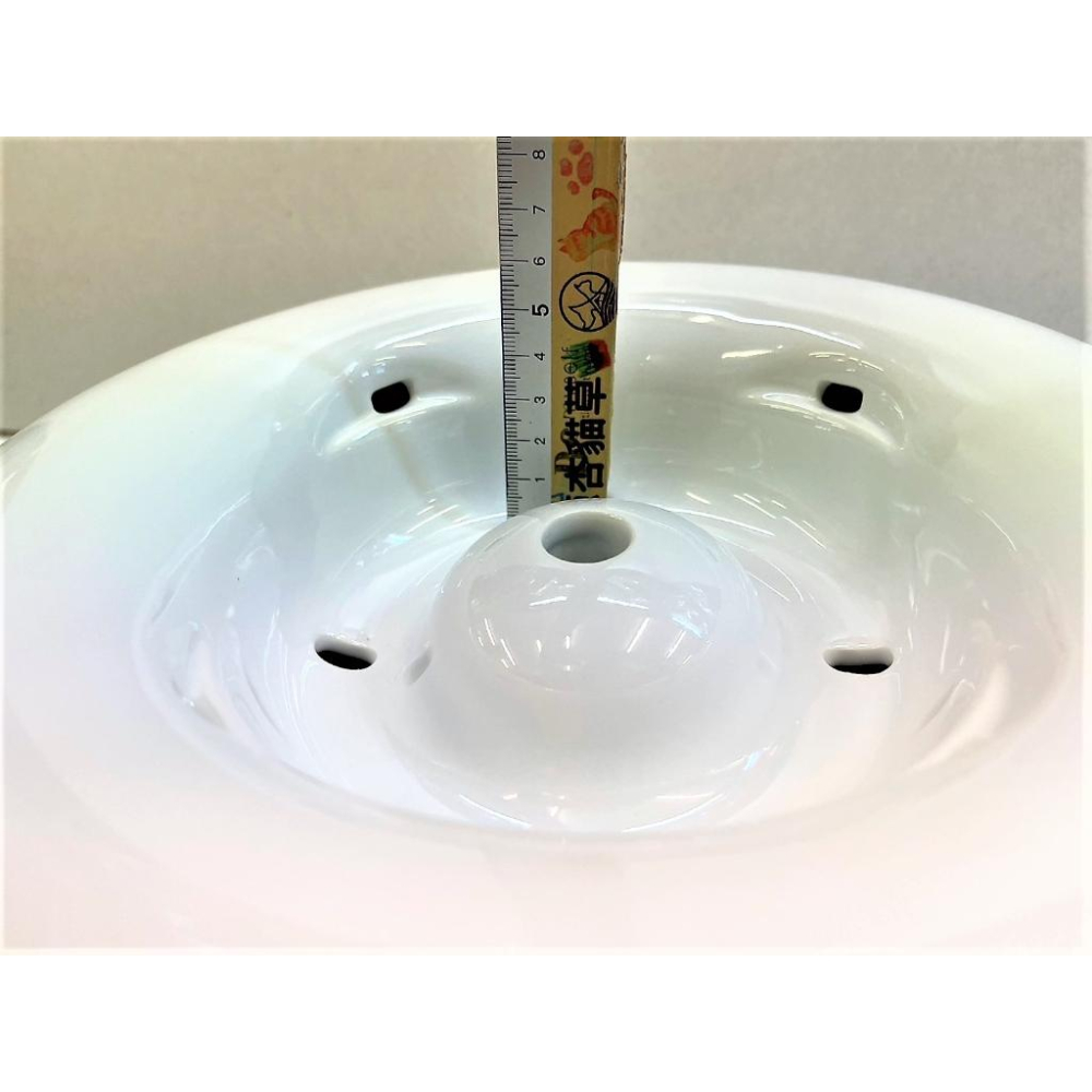 🍀小福袋🍀日本GEX 狗用 時尚陶瓷飲水器 1.5L/組 寵物飲水器 陶瓷 循環 飲水器 狗狗 愛喝水 犬 喝水盆-細節圖3