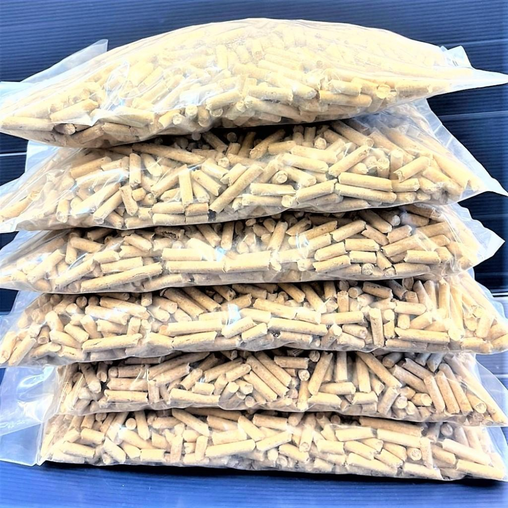 🎀小福袋🎀崩解式 頂級 松木砂 1.5kg/包 木屑砂/松木沙/環保砂香氣濃郁~~貓/鼠/兔/鳥都適用~附發票-細節圖2