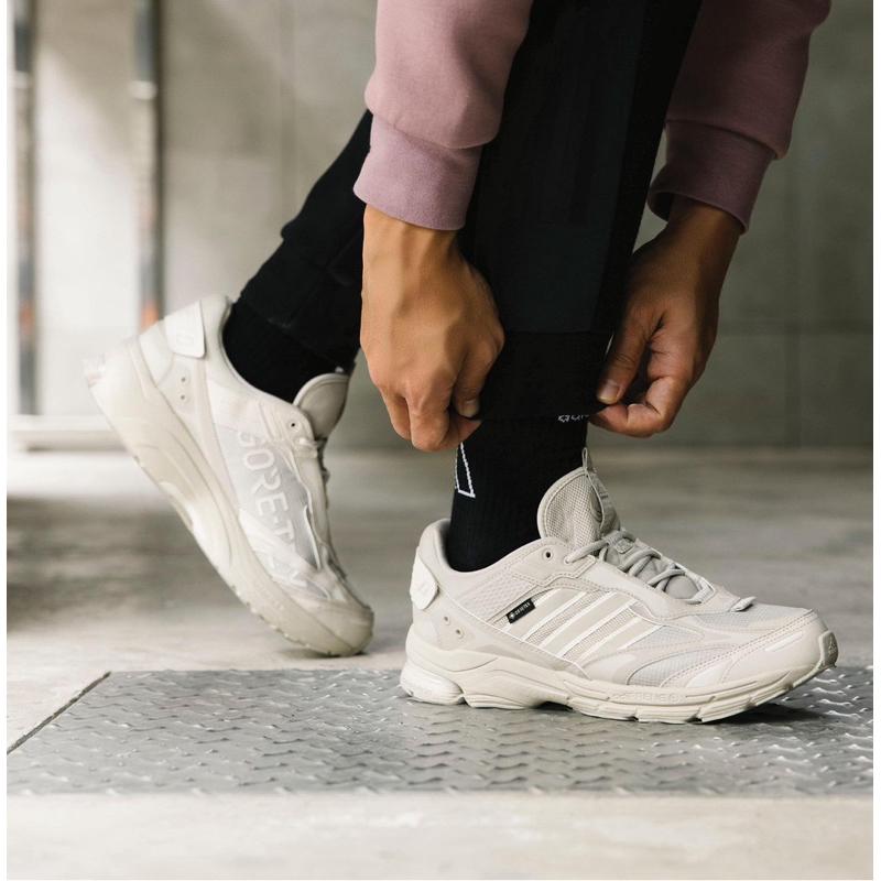 ADIDAS 全黑色 SPIRITAIN 2000 完全防水 GORE-TEX 耐磨 回彈 慢跑鞋 運動鞋 越野鞋 戶外-細節圖4