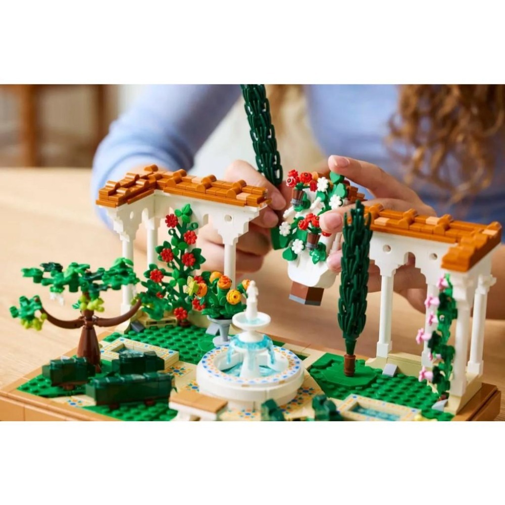 [樂享積木][可刷卡] LEGO 10359 噴泉庭園 Fountain Garden ICONS系列-細節圖7