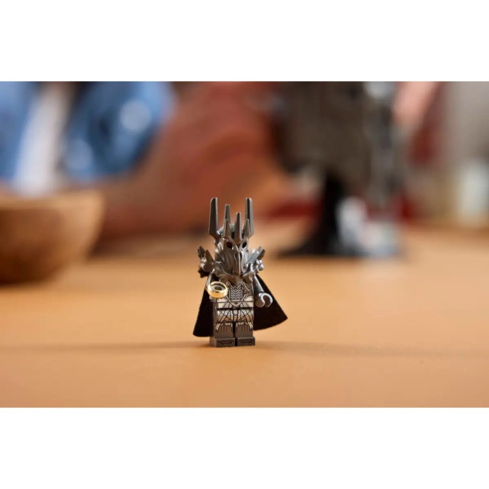 [樂享積木][可刷卡] LEGO 11373 魔戒：索倫的頭盔 ICONS系列-細節圖10