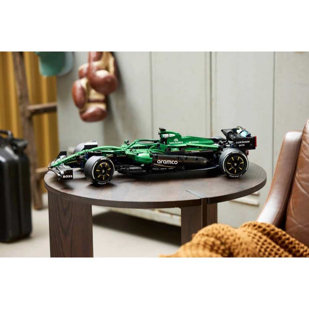 [樂享積木][可刷卡] LEGO 42240 奧斯頓 馬丁 Aramco AMR25 F1® 賽車 科技系列-細節圖11