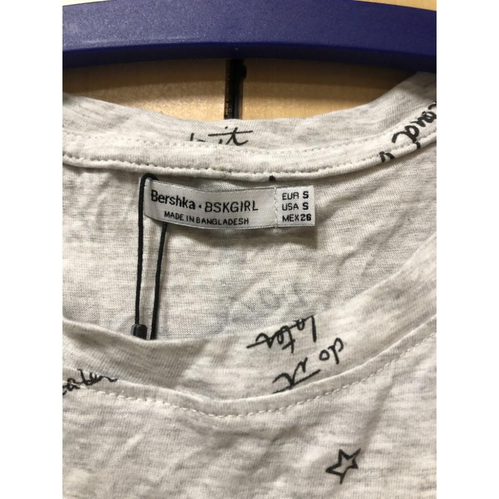 全新 bershka 灰色鑽石圖案 圓領短T-細節圖3