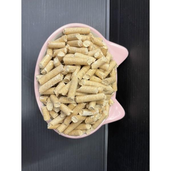 ✪四寶的店n✪附發票~崩解式 頂級松木砂1.5kg➤木屑砂 松木沙 環保砂 墊材 底材 刺蝟 貓 鼠 兔 鳥 貓砂-細節圖5