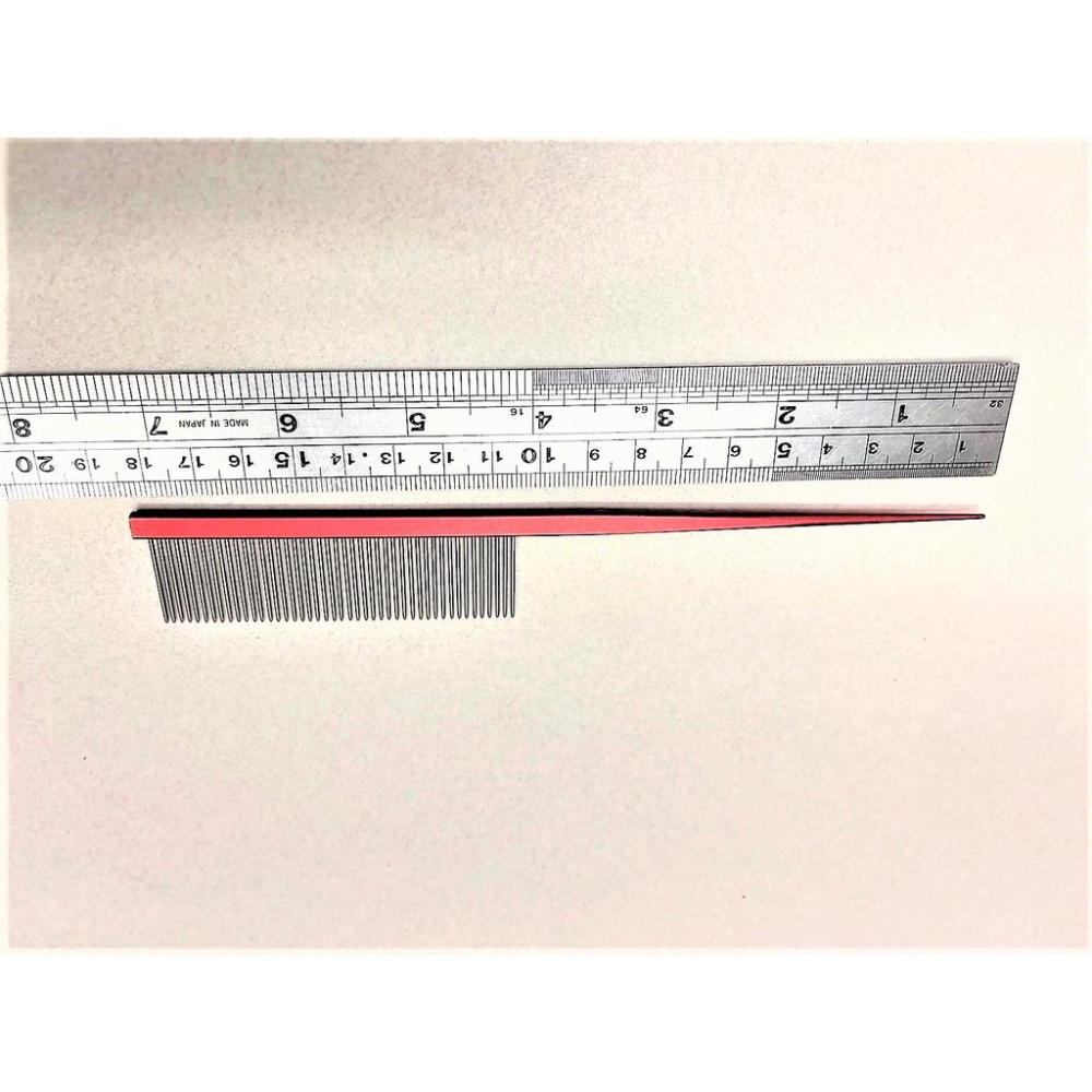 現貨👍四寶的店👍《密齒 尖尾梳》美容級 好梳理 好握 犬 貓 分線梳 鋼梳 造型梳  寵物美容師國家考試用品 源杏-細節圖3