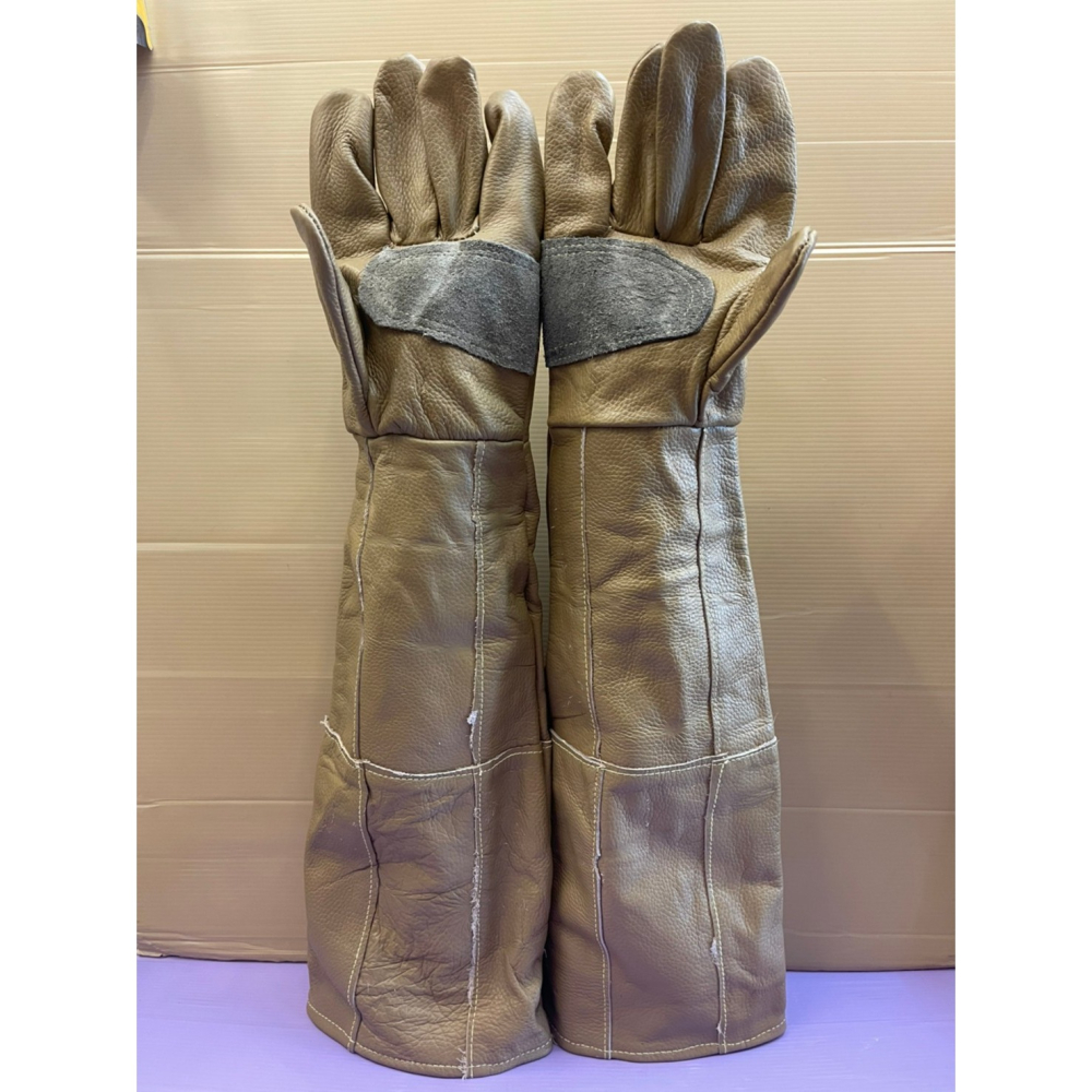 好活動 ➤JIA-JIA➤源杏爪牙手套 一雙 特長版60cm 左右手各一隻 防咬 掌心二層皮質 寵物 防抓咬 防護 貓-細節圖2