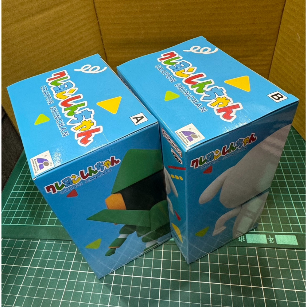 『磚賣玩具』 蠟筆小新 小新 cosplay 鋼達姆機器人與小白 2款 正版 公仔-細節圖2