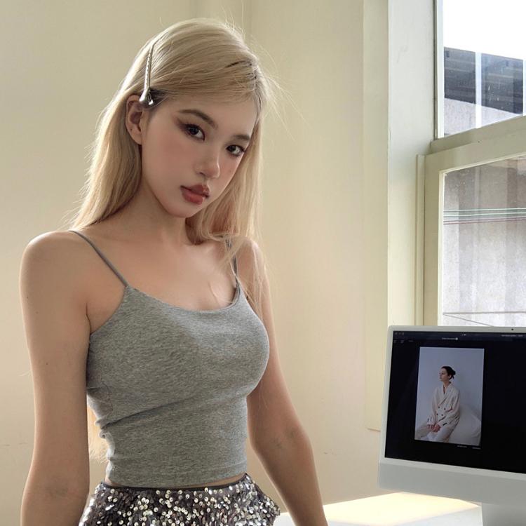 ⚠️任選兩件$498⚠️  單穿超辣！自帶胸墊✨ 免穿內衣🎀  辣妹無敵美背bra背心（3色）內衣 小可愛 女裝 運動-細節圖2