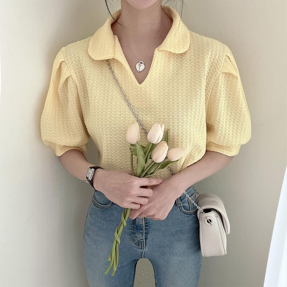 春款配色超美🌷  韓版溫柔小V領華夫格上衣（3色）韓系 顯瘦 特價 女裝 衣服 基本款 T恤 短袖 上衣 短版 上著-細節圖2