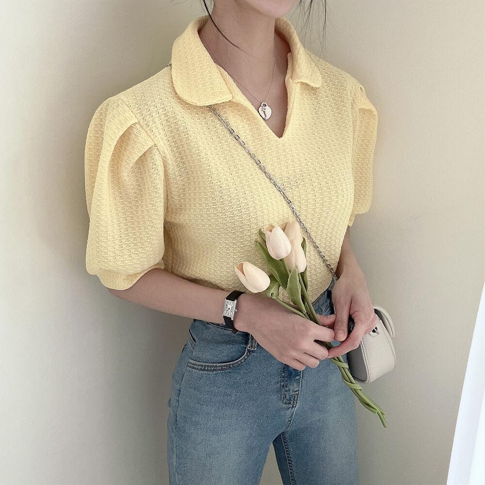 春款配色超美🌷  韓版溫柔小V領華夫格上衣（3色）韓系 顯瘦 特價 女裝 衣服 基本款 T恤 短袖 上衣 短版 上著-細節圖6