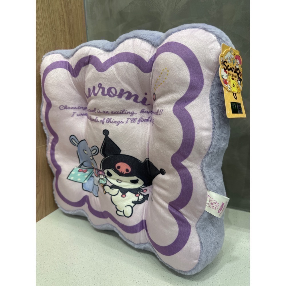 《雷標正版》三麗鷗 酷洛米 美樂蒂 布丁狗 Hello Kitty 大耳狗 坐墊 靠枕 椅墊 靠墊 布丁狗14英吋-細節圖2