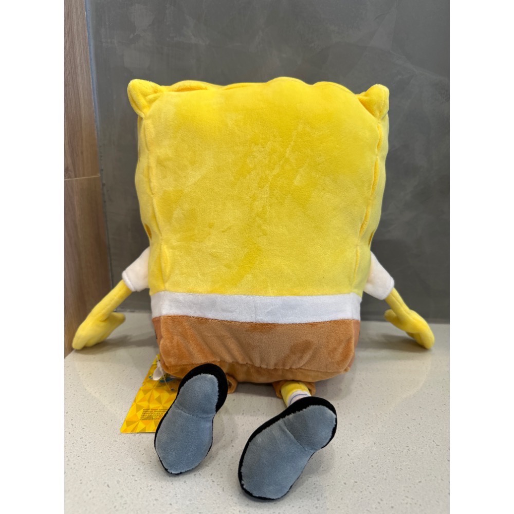 《正版》海綿寶寶玩偶 9吋 10英吋13英吋 海綿寶寶娃娃 吊帶派大星牛仔款 海綿寶寶-細節圖3