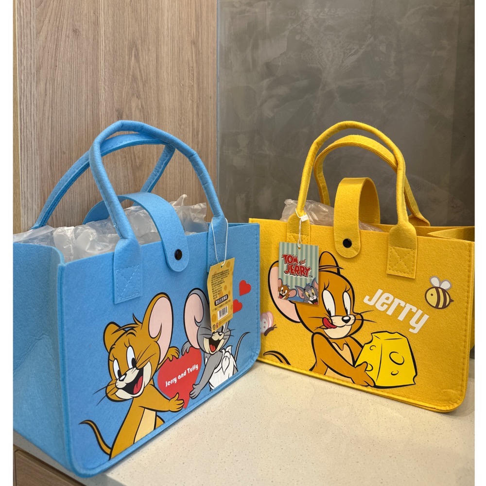 《正版》湯姆貓傑利鼠 三麗鷗 KT 酷洛米 人魚漢頓 彩虹熊  Care Bears 大耳狗 毛氈布補習袋 手提袋-細節圖2