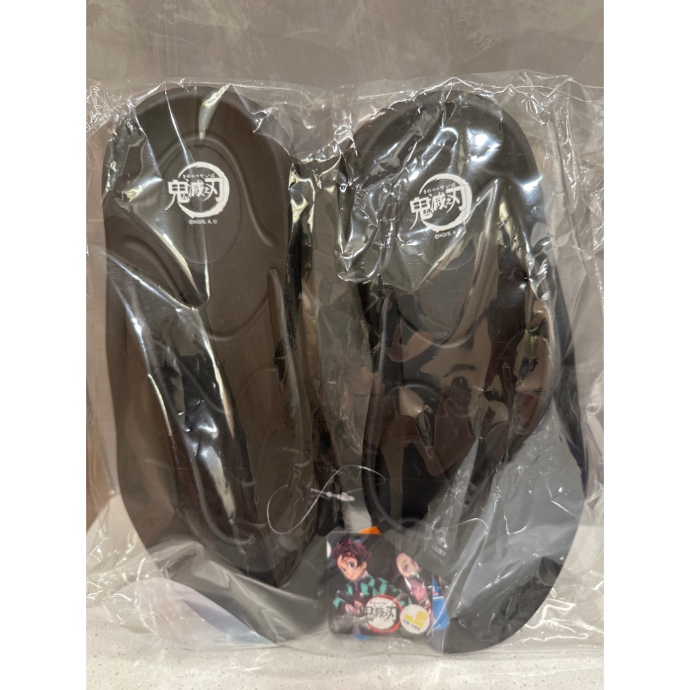 《正版》鬼滅之刃 炭治郎 彌豆子 輕量 防水 夾腳拖鞋 人字拖鞋 台灣製 黑色 男拖-規格圖4